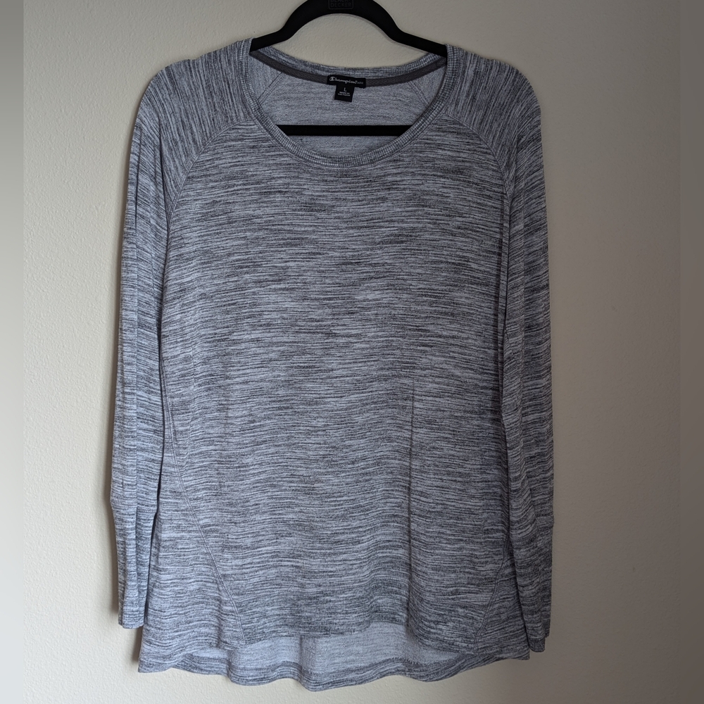 Champion Elite Gray Long Sleeved T-shirt Size L